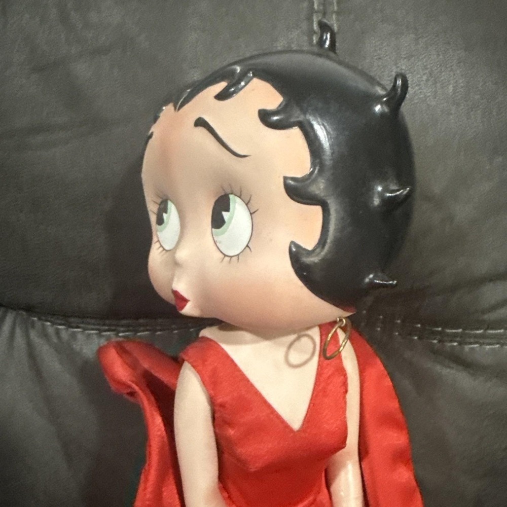 Rare Betty Boop Marilyn Monroe Red Dress Inspired Figure W/ Pudgy Puppy Figurine - Picture 3 of 6